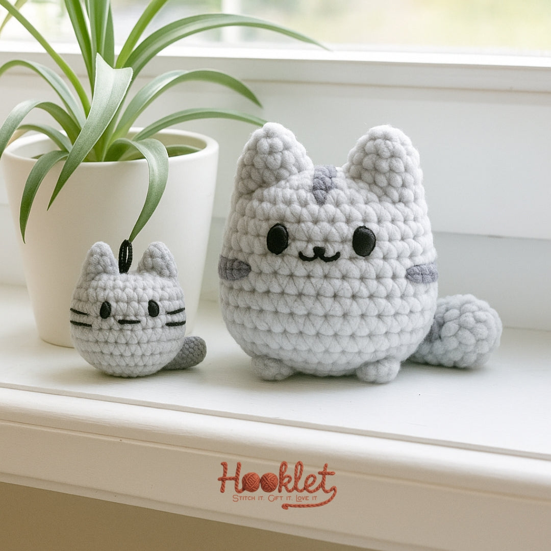 Finished crochet cat plush – beginner amigurumi pattern PDF